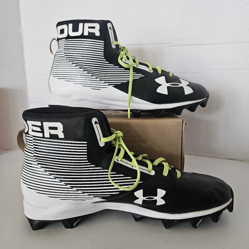 Under Armour Men’s Hammer Mid RM Football Cleats Black/White Green Laces Sz 10